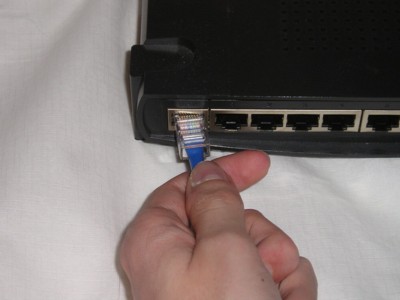 Inserting a cat5 cable